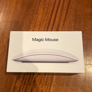 Apple Magic Mouse Multitouch Surface - White - Like New